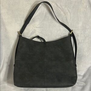 CHILLX Women's Black Shoulder Bag NWOT